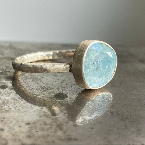 Aquamarine Slice Ring Sterling Silver - Emily Rose Gems - Picture 4 of 6